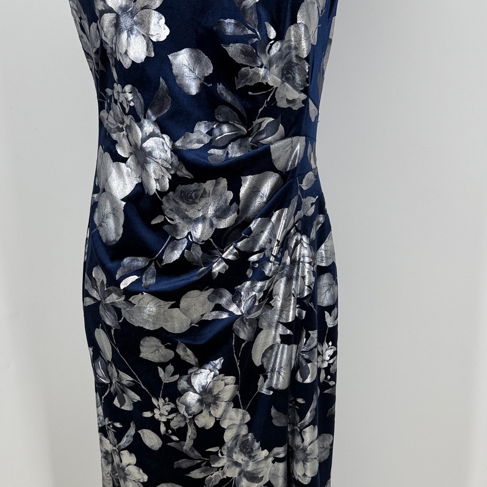 Adrianna Papell asymmetric foil velvet Floral Navy front slit  Dress size 4P - Picture 3 of 10